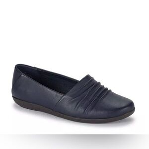 Baretraps Piper Women's 6.5 Navy Blue slip on Loafers Flats faux leather EUC